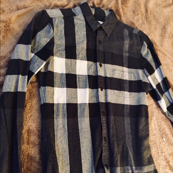 SOLD-BURBERRY BRIT EXPLODED CHECK BUTTON DOWN - Picture 6 of 8